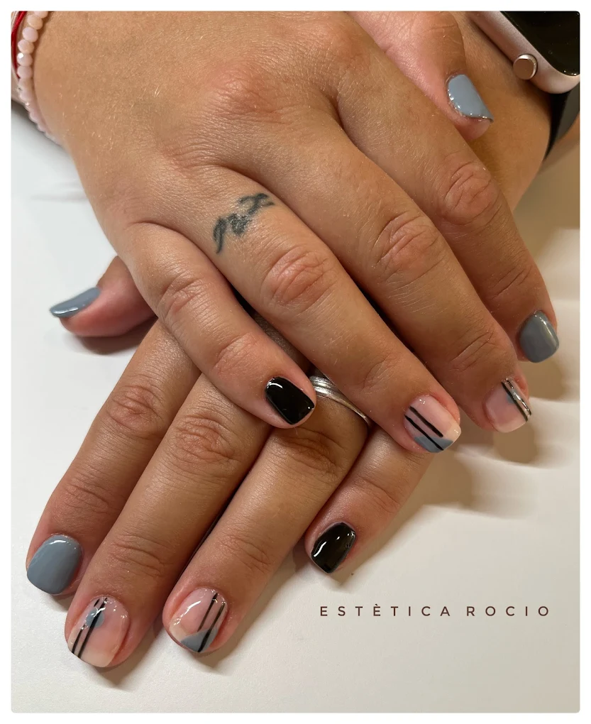 Manicura y pedicura 14